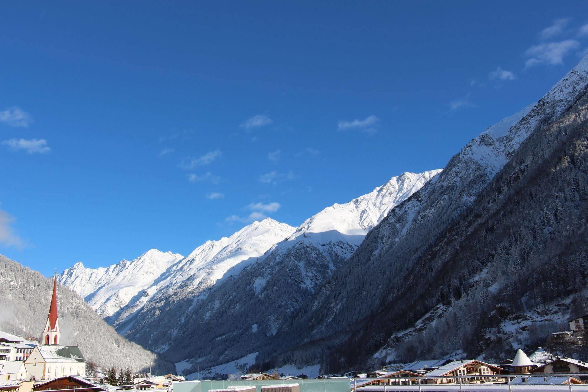 Bergland Design- Und Wellnesshotel Sölden Dış mekan fotoğraf